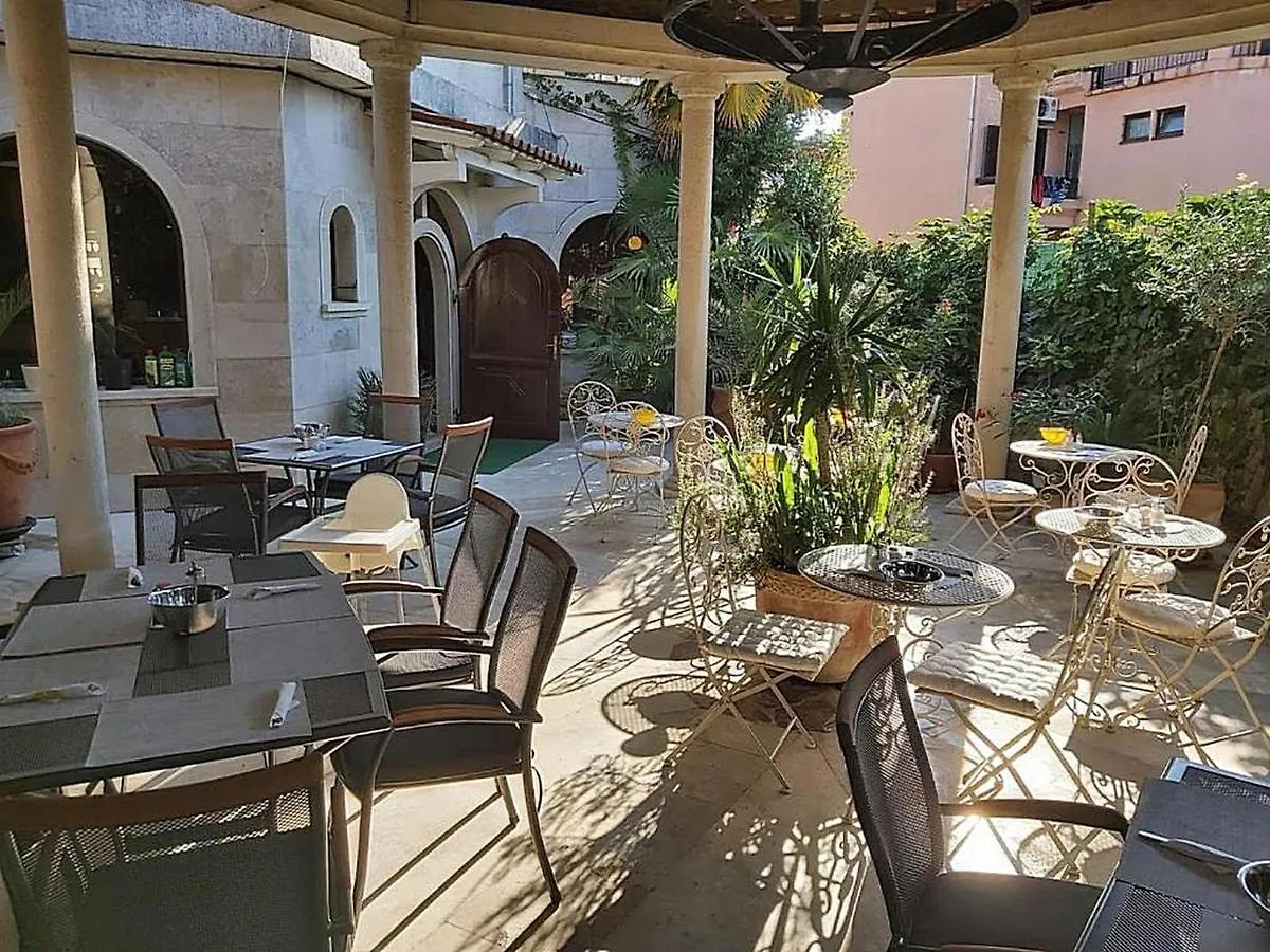 Rooms And Apartments Palma B&B 梅杜林 克罗地亚