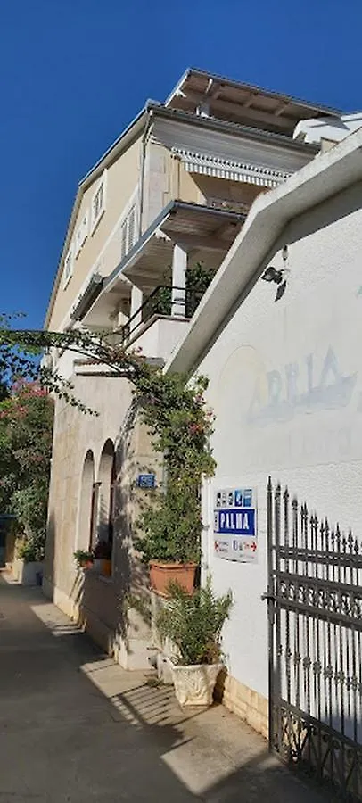 Rooms And Apartments Palma B&B 梅杜林