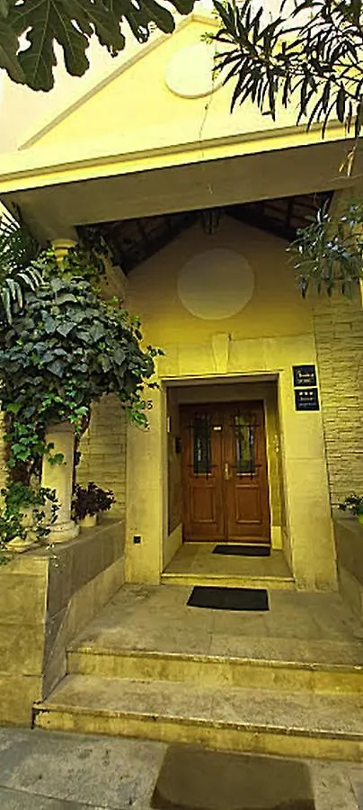 Rooms And Apartments Palma B&B 梅杜林 3*,