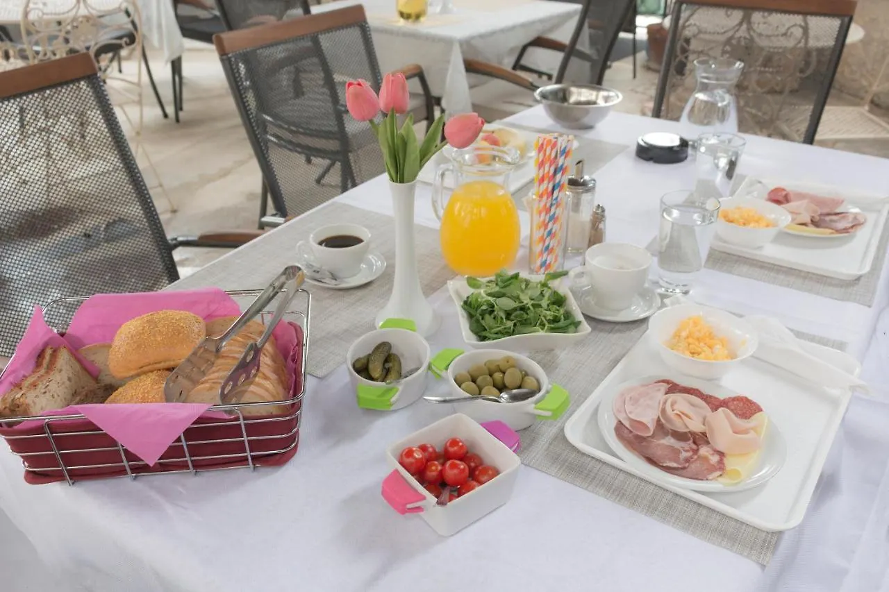 Rooms And Apartments Palma B&B 梅杜林 3*,  克罗地亚