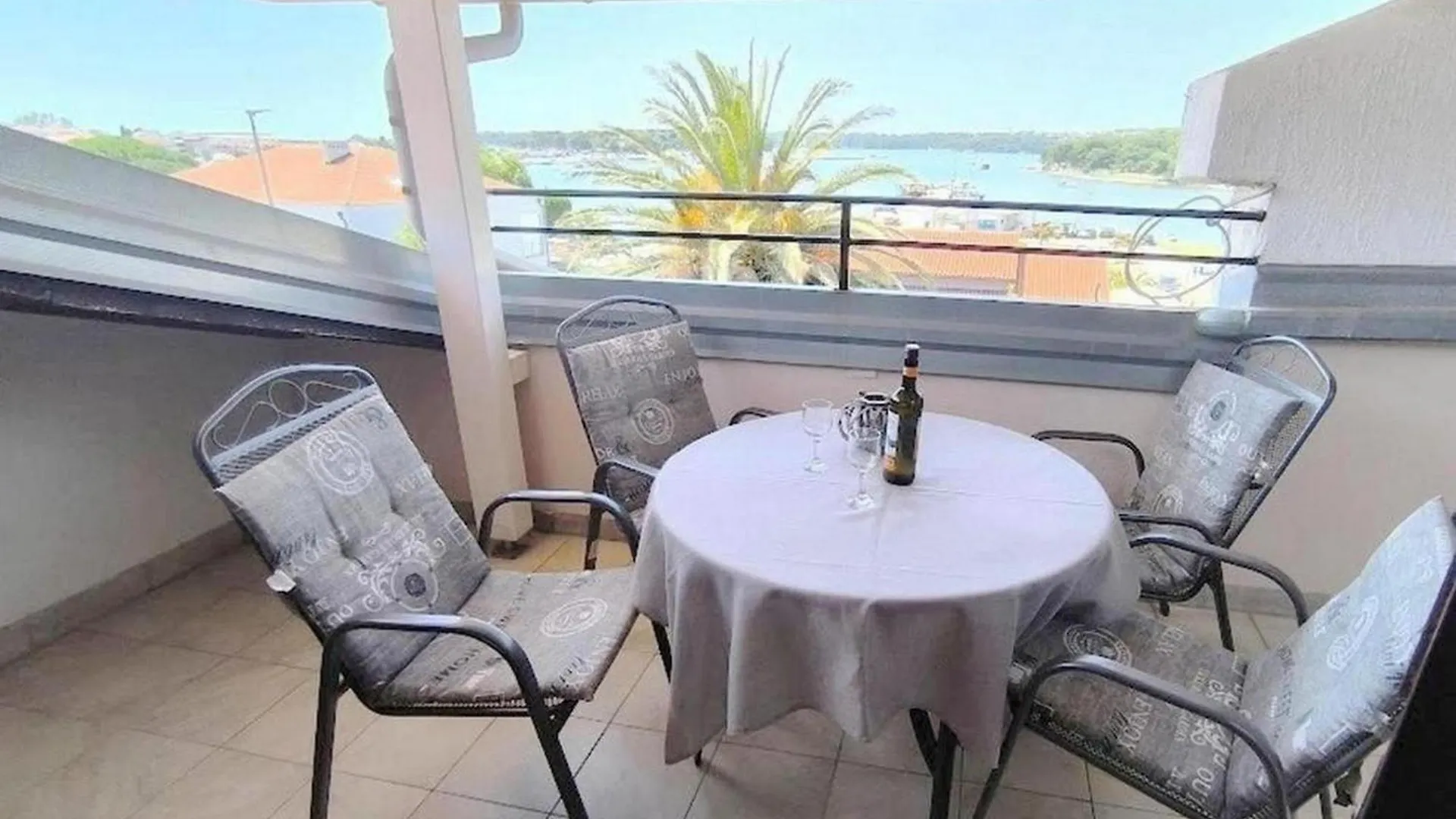 Rooms And Apartments Palma B&B 梅杜林